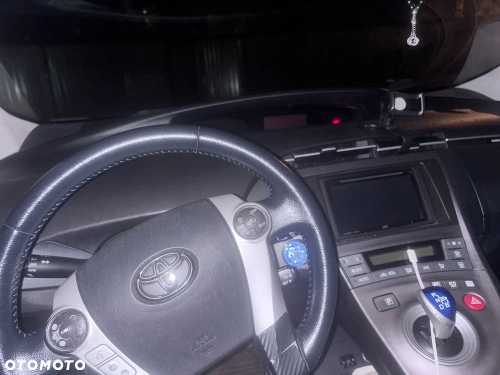 Toyota Prius 1.8 HSD Premium - 12
