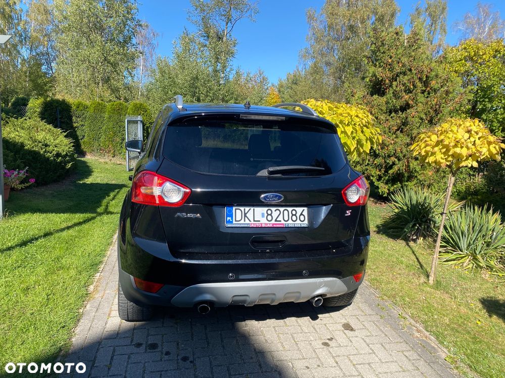 Ford Kuga - 2