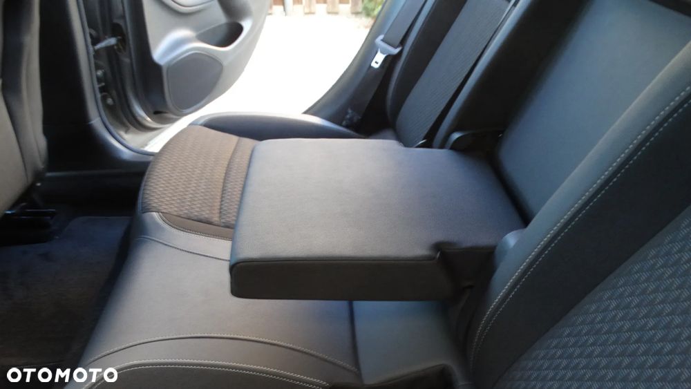 Opel Astra - 13