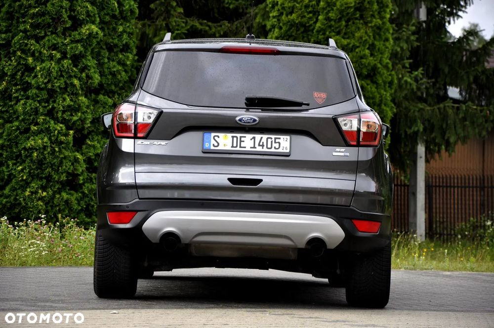 Ford Kuga 1.5 EcoBoost 4WD Trend - 18