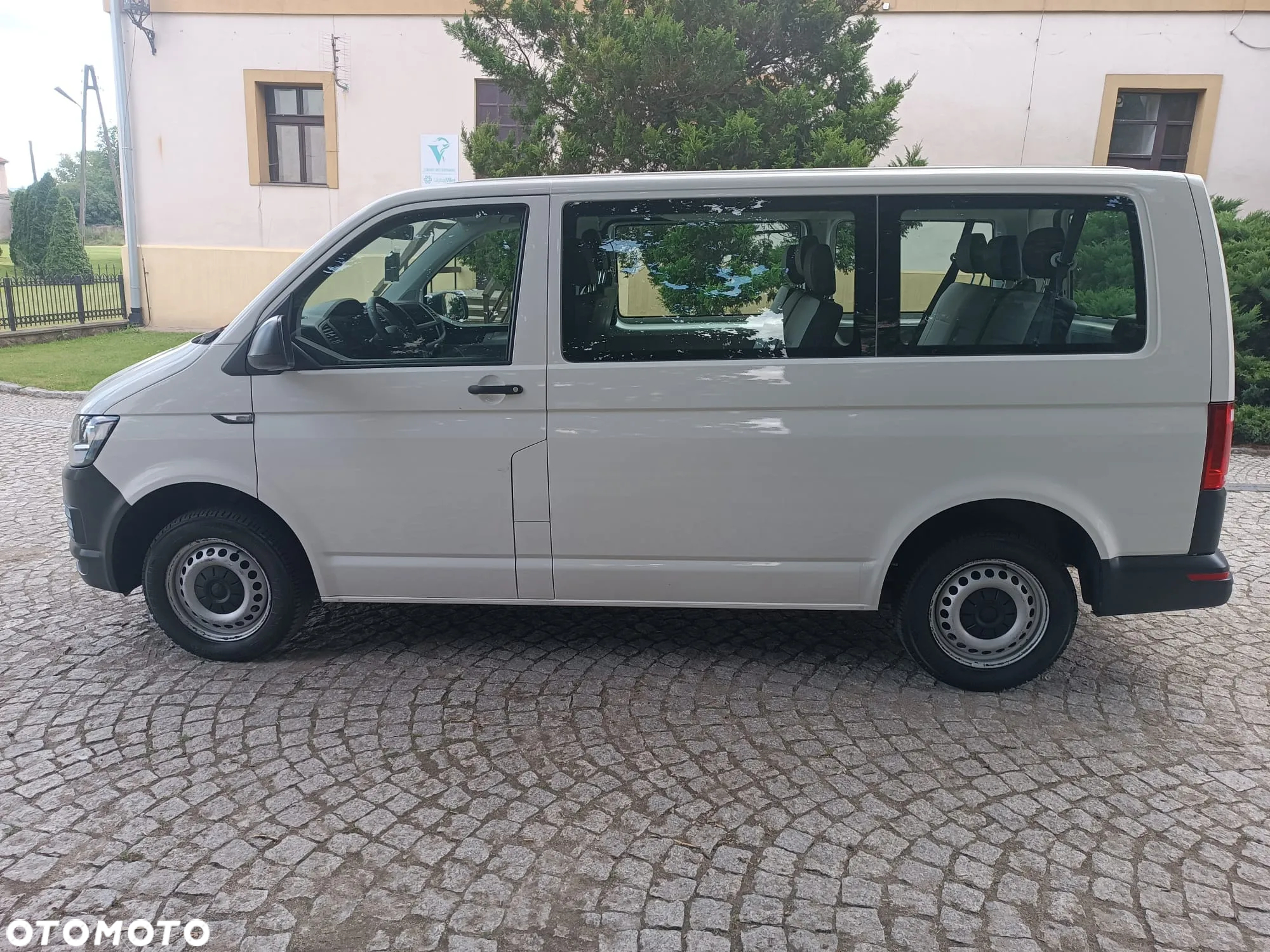 Volkswagen Transporter T6 TDI L1H1 - 8
