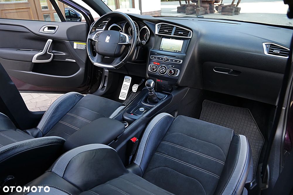DS Automobiles DS 4 Crossback - 17
