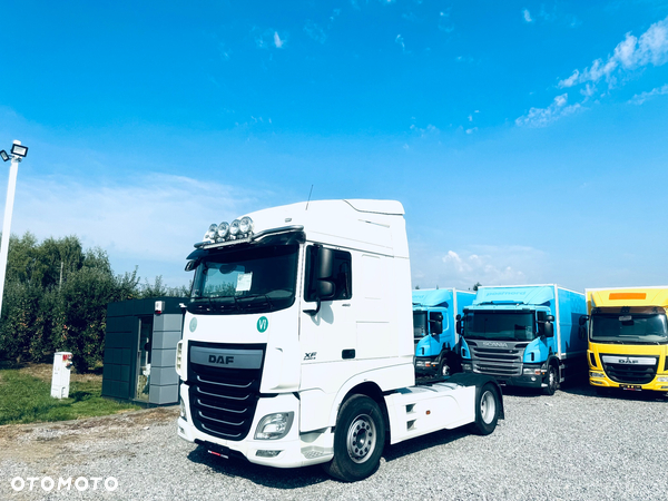 DAF XF 460 SpaceCab / Standart
