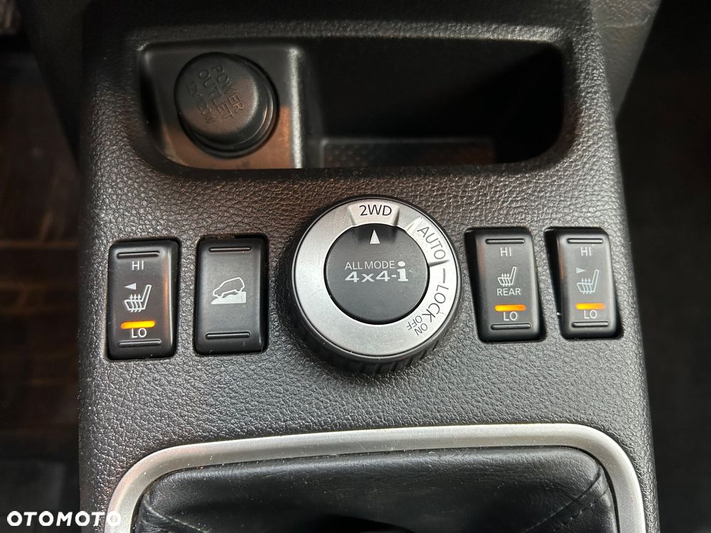 Nissan X-Trail 2.0 dCi 4x4 DPF LE - 23