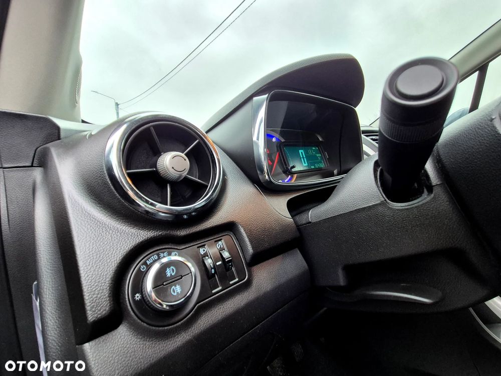 Chevrolet Trax 1.7TD LT+ - 32