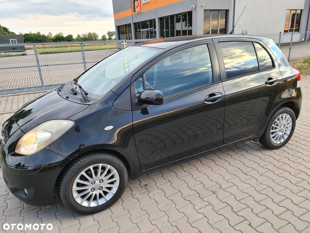 Toyota Yaris 1.33 Prestige - 4