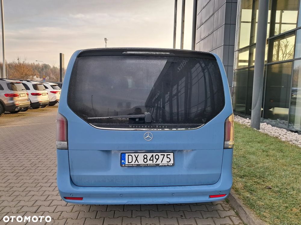 Mercedes-Benz Klasa V - 6