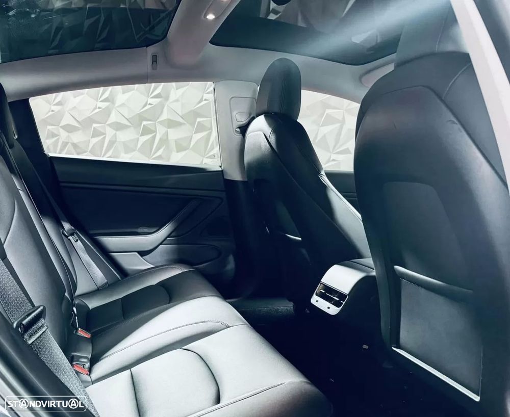 Tesla Model 3 Standard RWD - 13