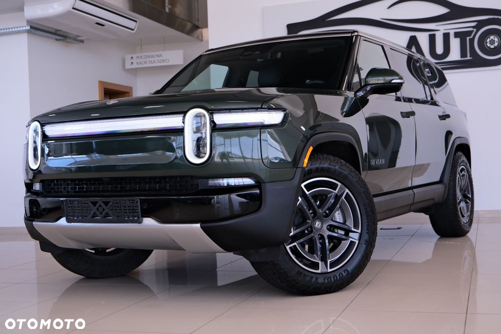 Rivian R1S - 17