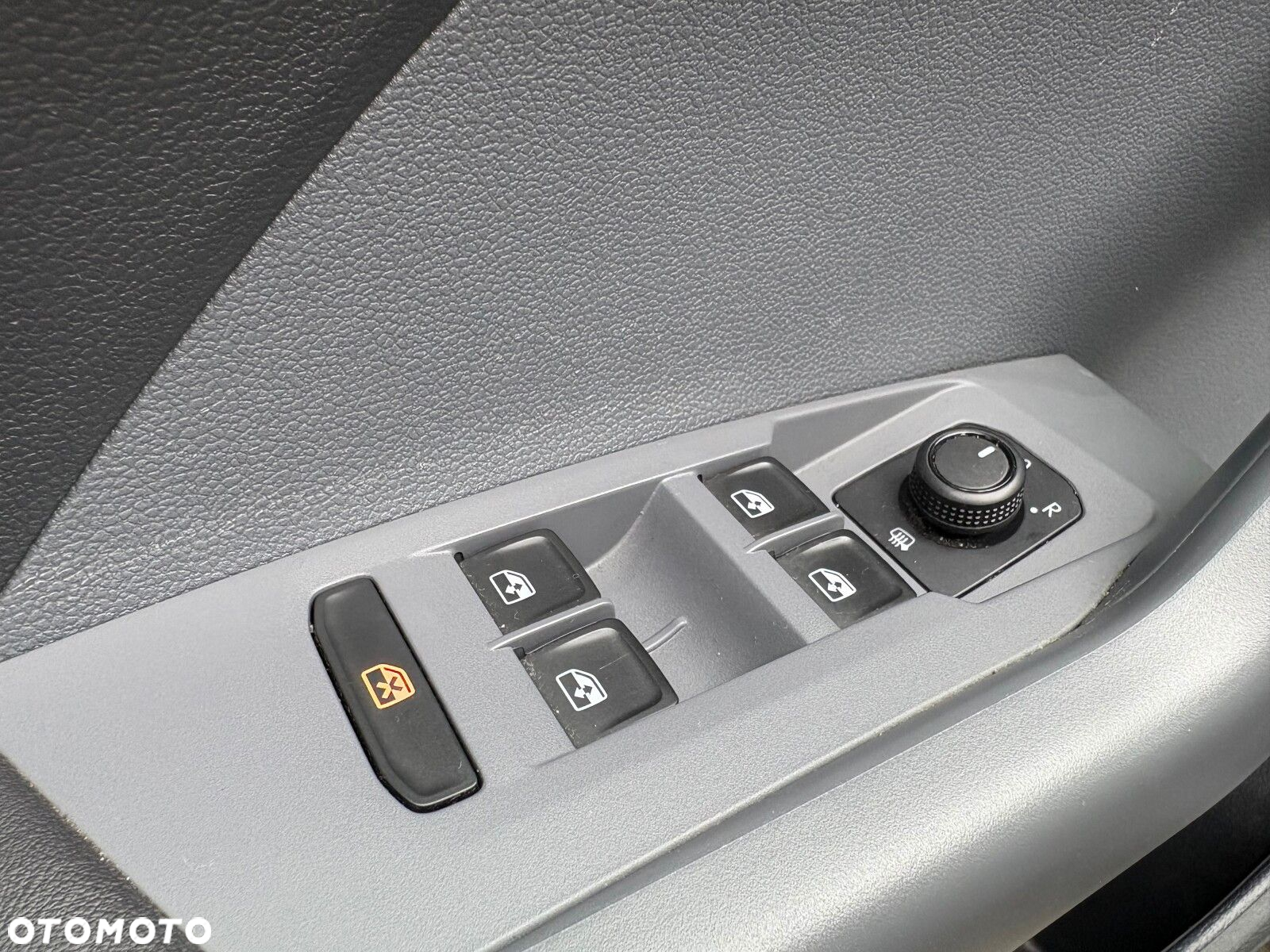Volkswagen T-Cross - 18