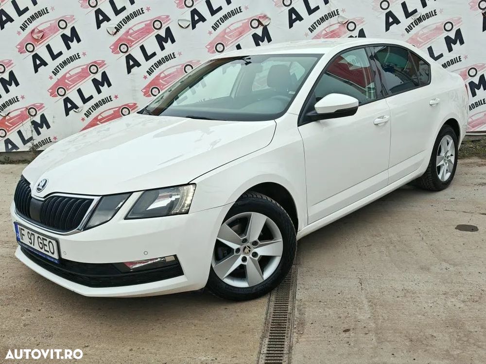 Skoda Octavia 1.6 TDI DSG Ambition - 5