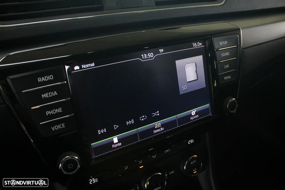 Skoda Superb Break 1.6 TDI Style DSG - 47