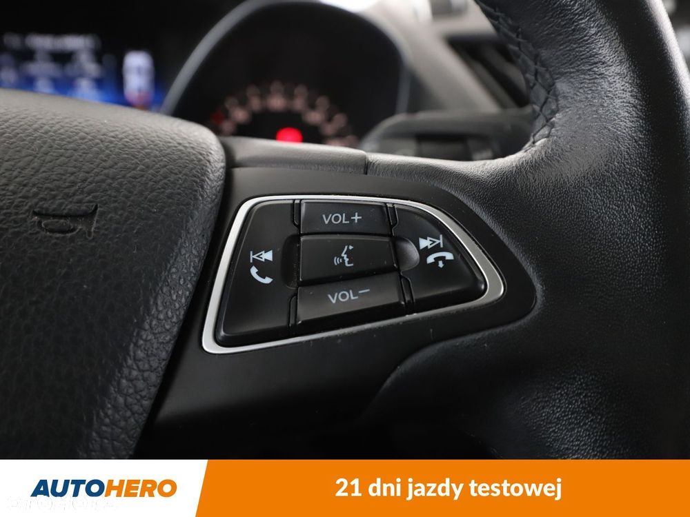 Ford Kuga - 26