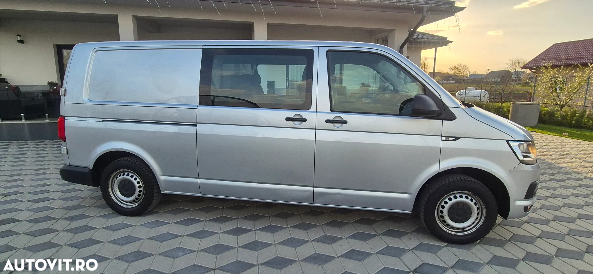 Volkswagen Transporter - 10