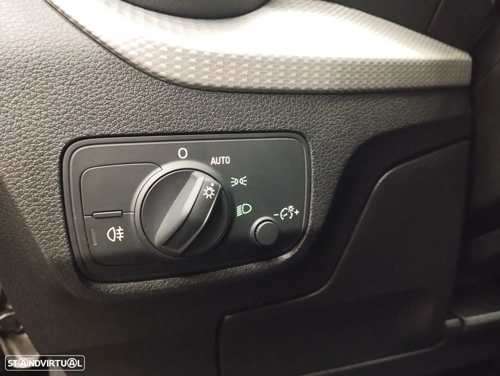 Audi Q2 30 TDI Advanced S tronic - 19