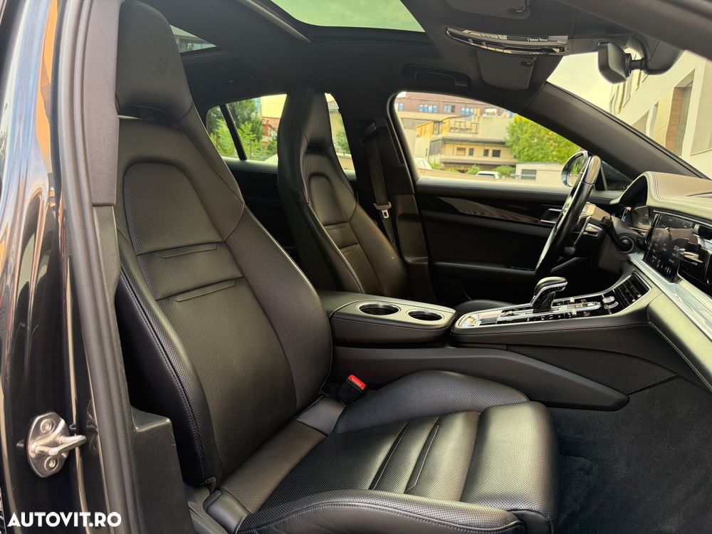 Porsche Panamera 4 E-Hybrid - 10