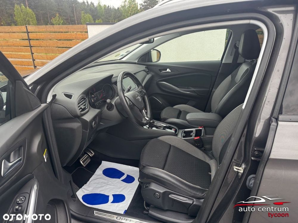 Opel Grandland X - 16