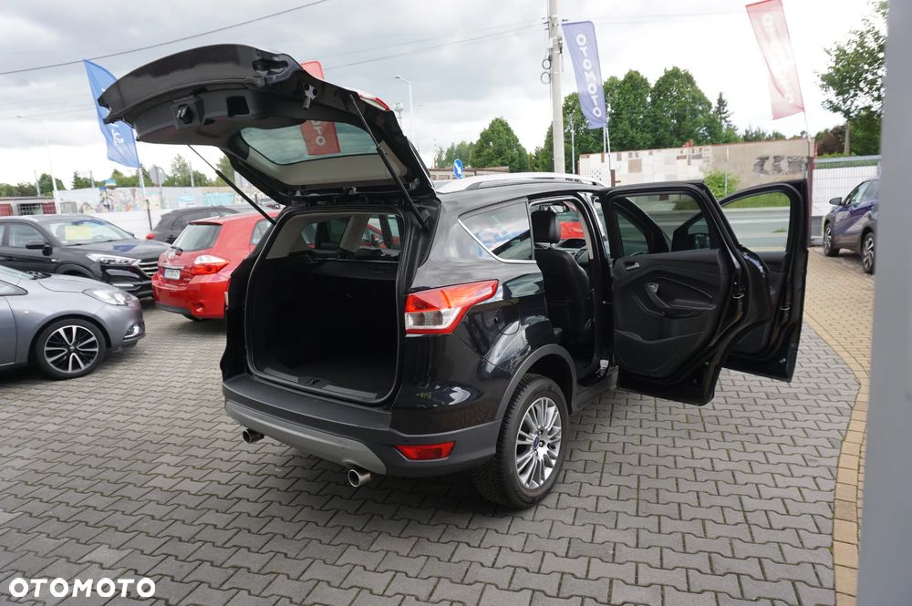 Ford Kuga 2.0 TDCi 2x4 Titanium - 13