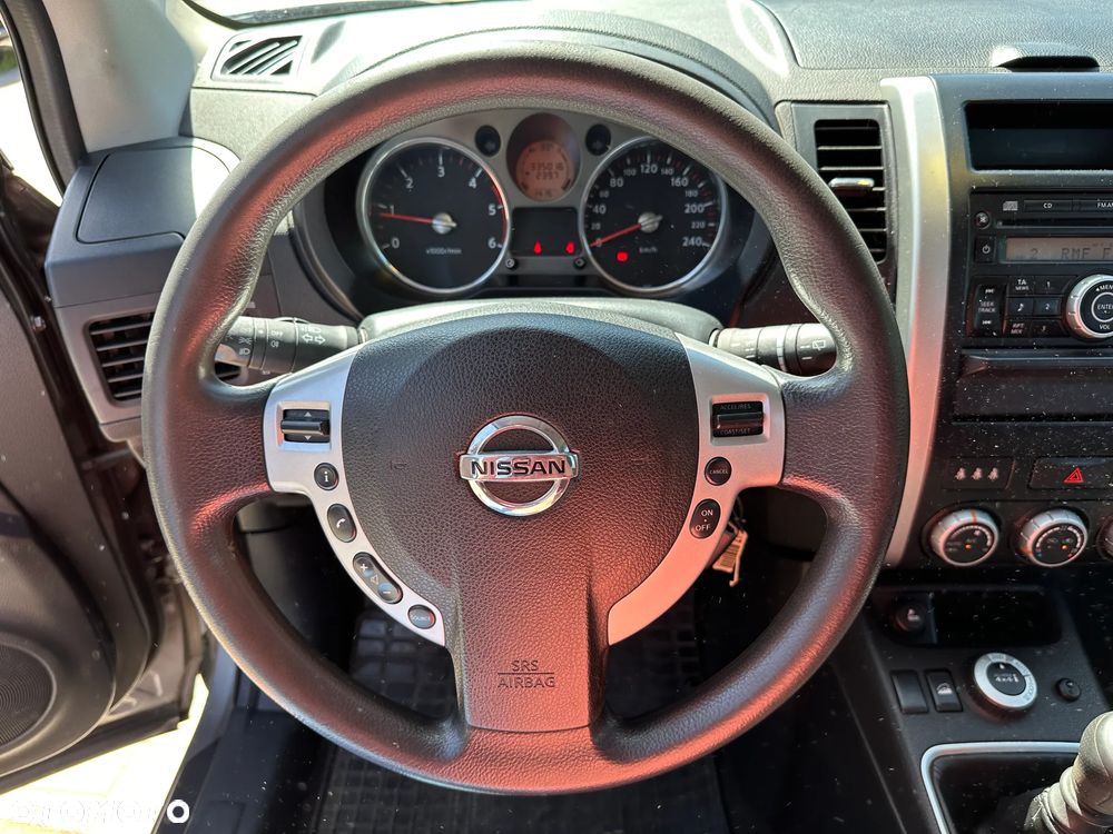 Nissan X-Trail - 8