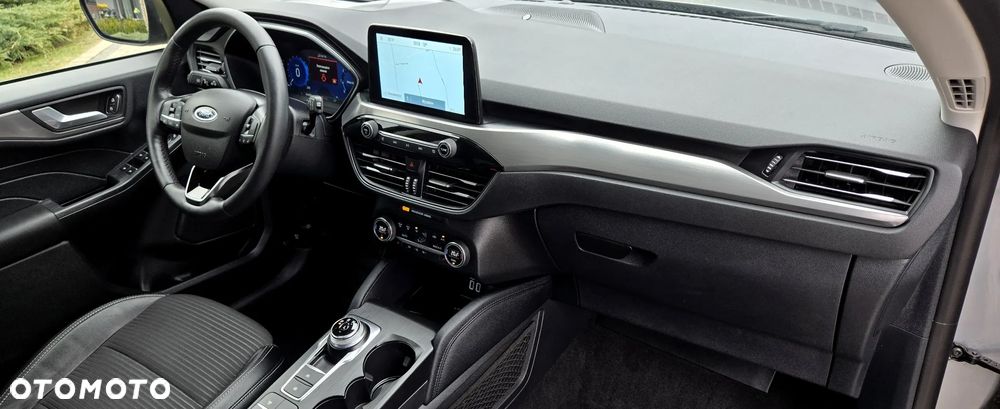 Ford Kuga 2.0 EcoBlue 4x4 TITANIUM X - 14