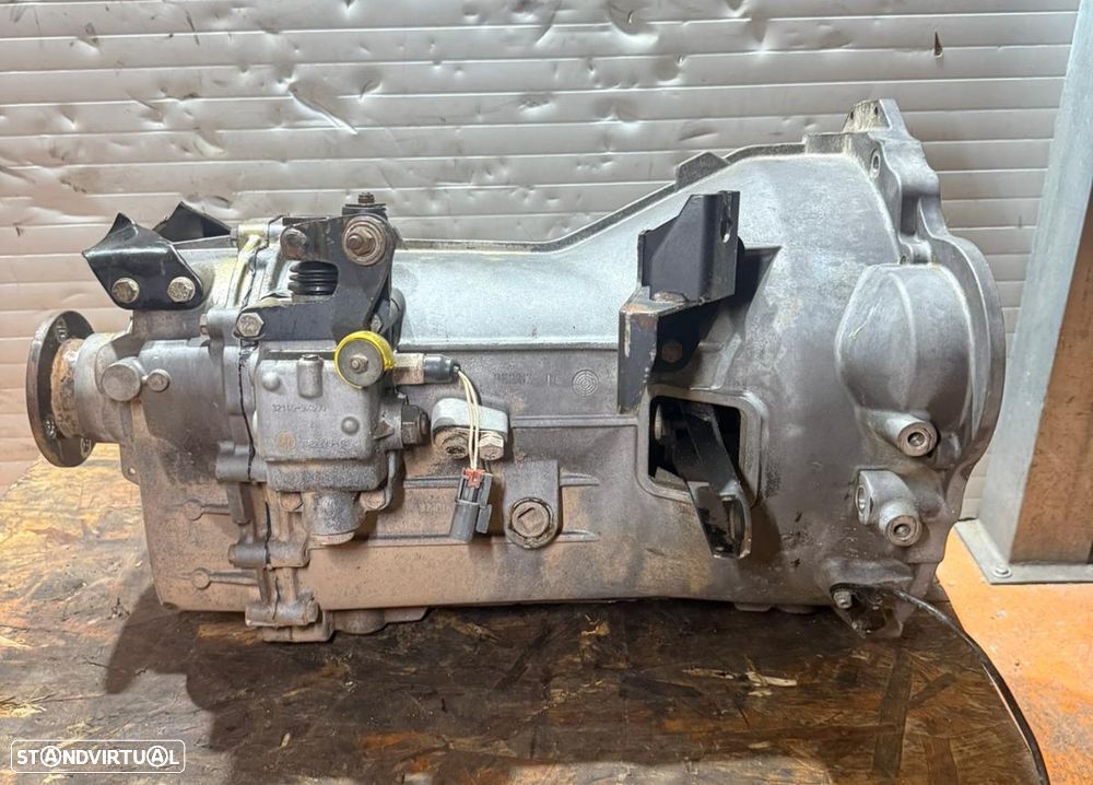 Caixa de Velocidades Nissan Cabstar Ref: 32101-9X501/32131-9X501/RE2218-01 - 2
