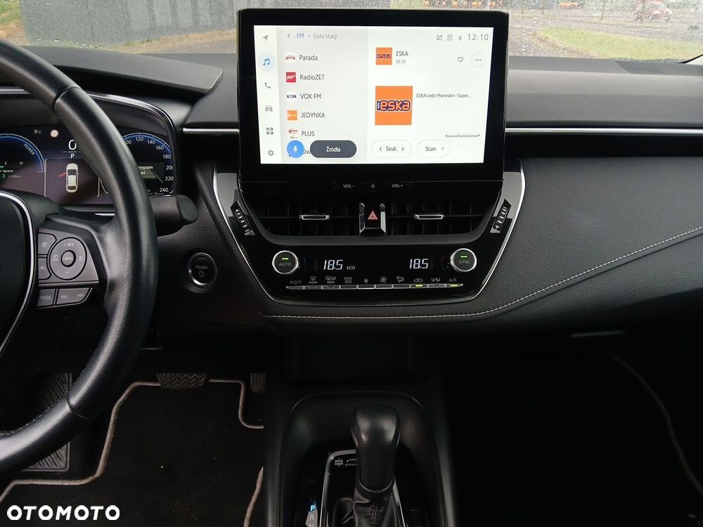 Toyota Corolla 1.8 Hybrid Comfort - 32