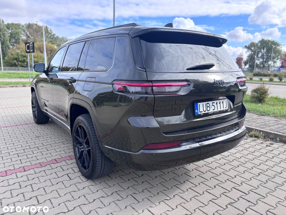 Jeep Grand Cherokee - 14