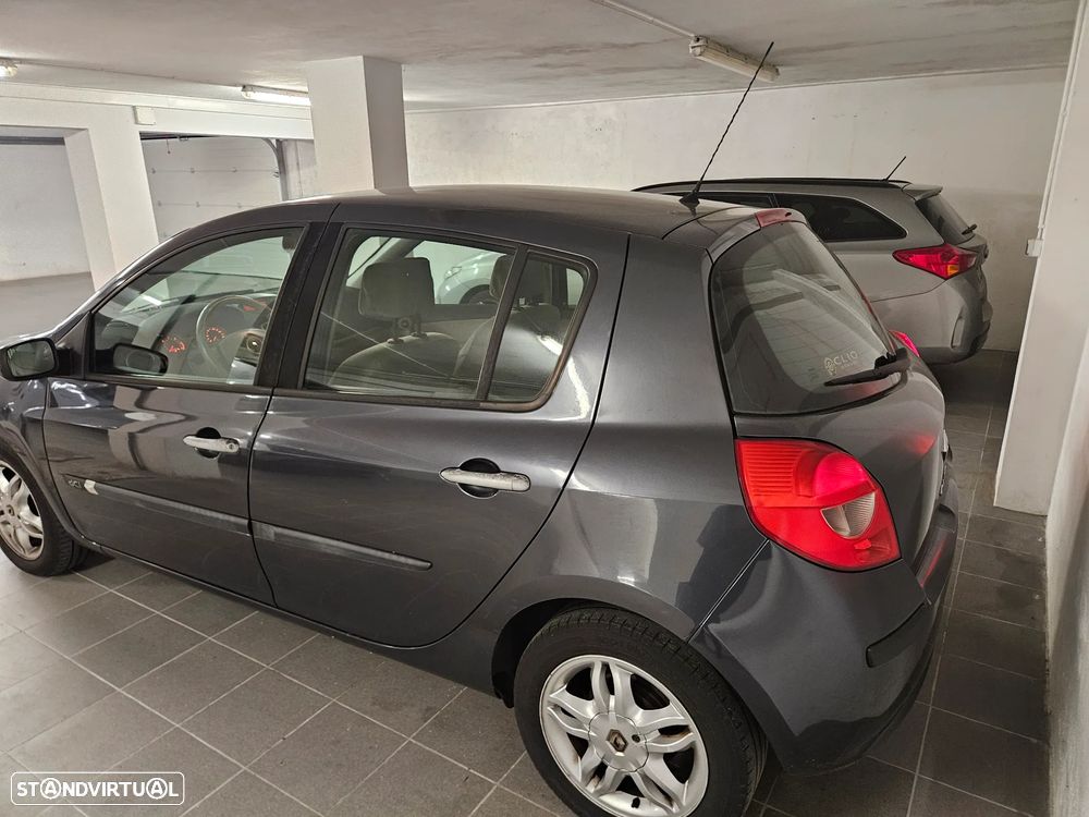 Renault Clio - 3