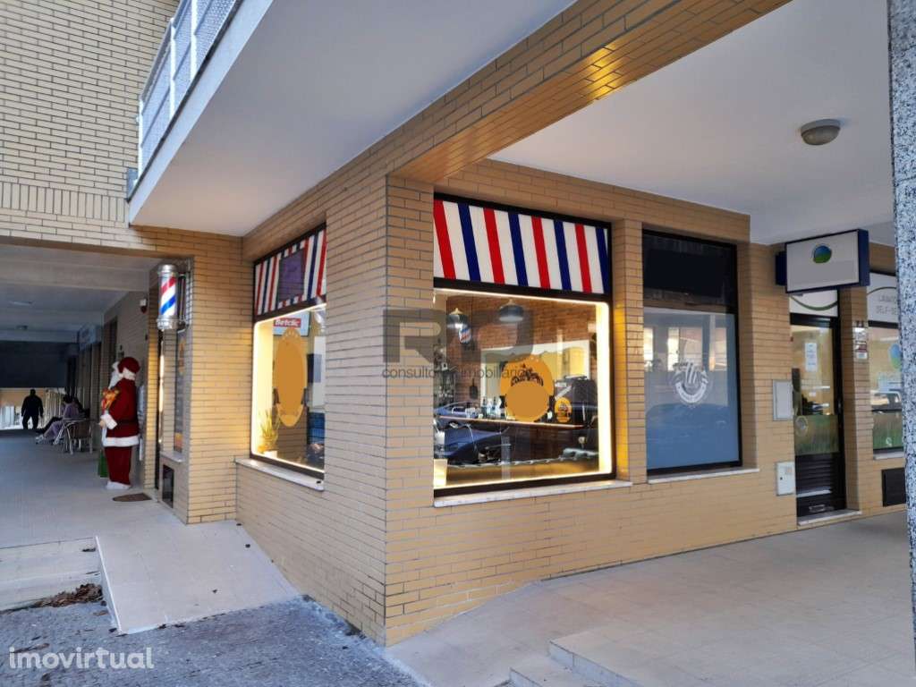 Loja em Santana, Leça do Balio - Grande imagem: 2/5