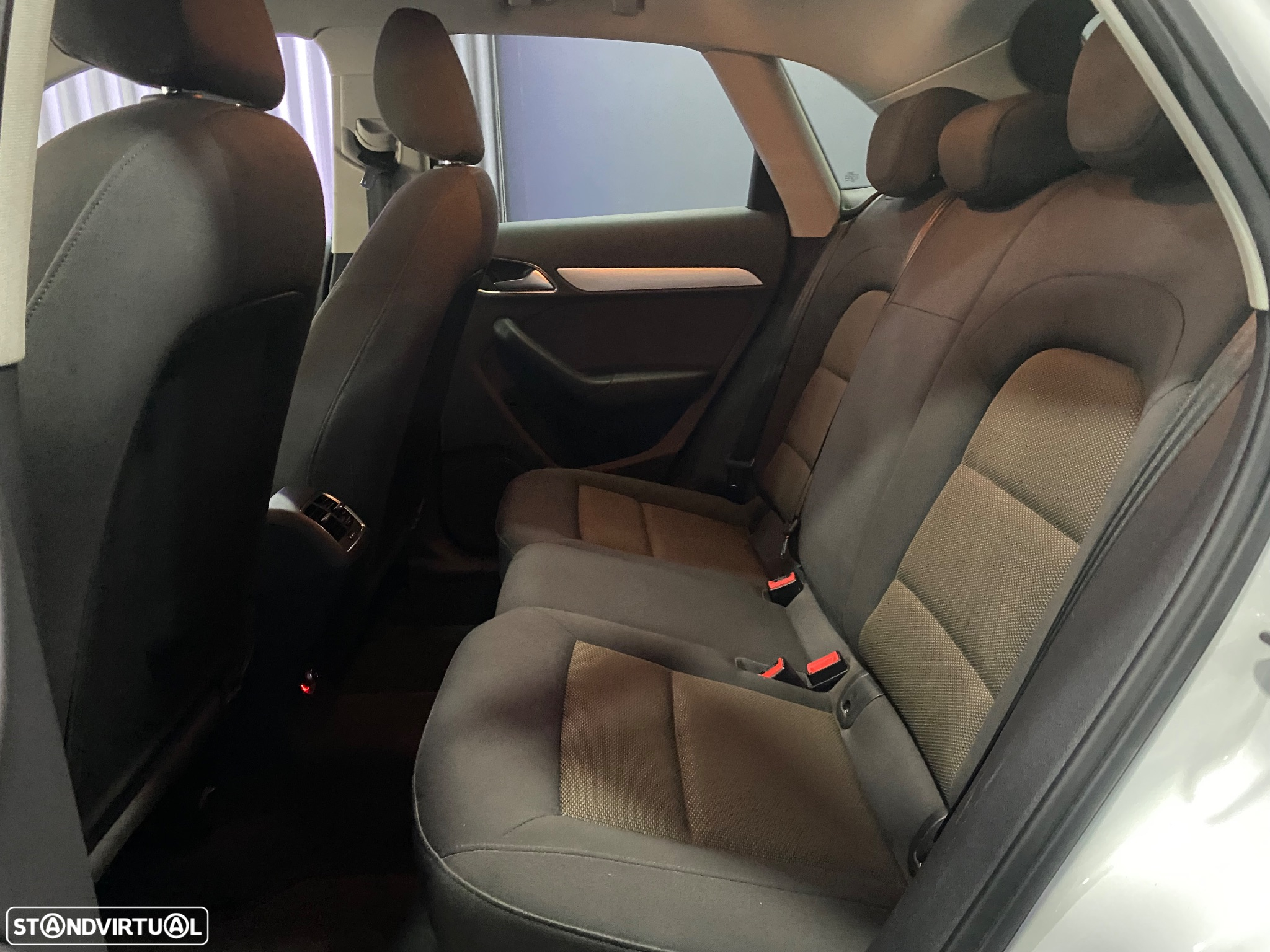Audi Q3 2.0 TDI Ambition - 23