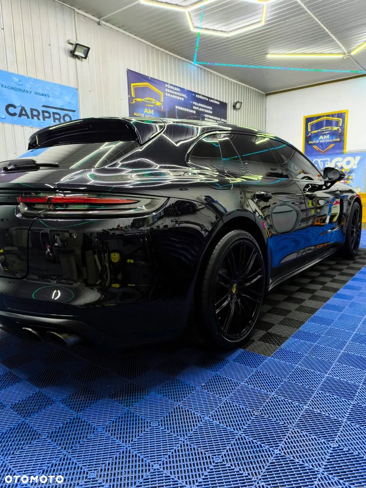 Porsche Panamera 4S Sport Turismo - 3