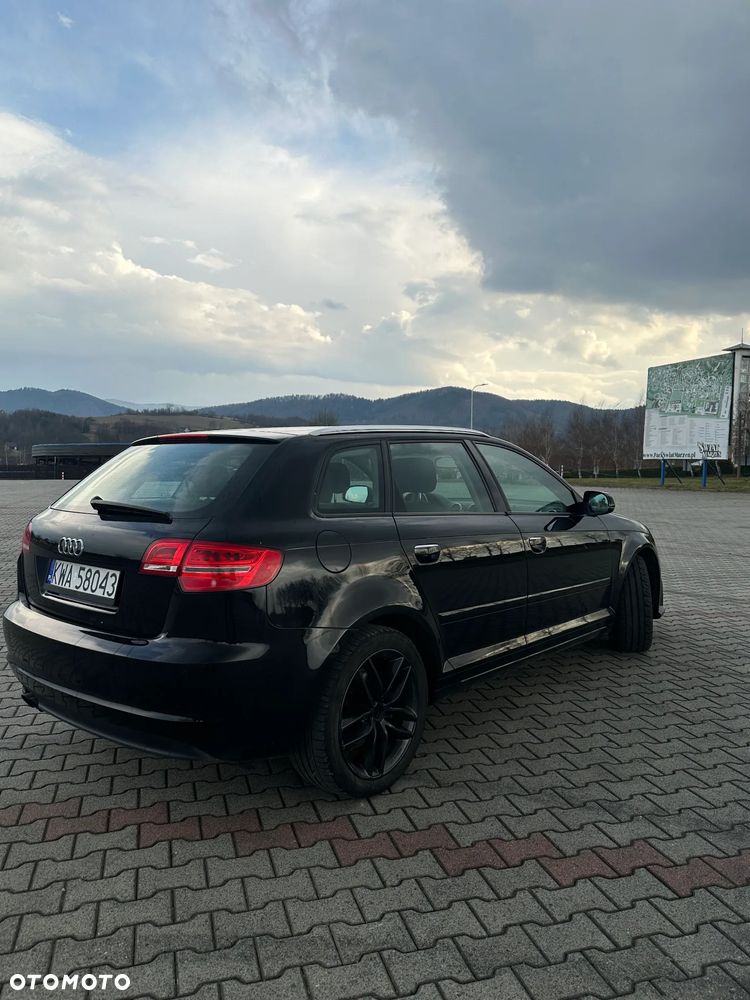 Audi A3 Sportback 2.0 TDI DPF Quattro Attraction - 6