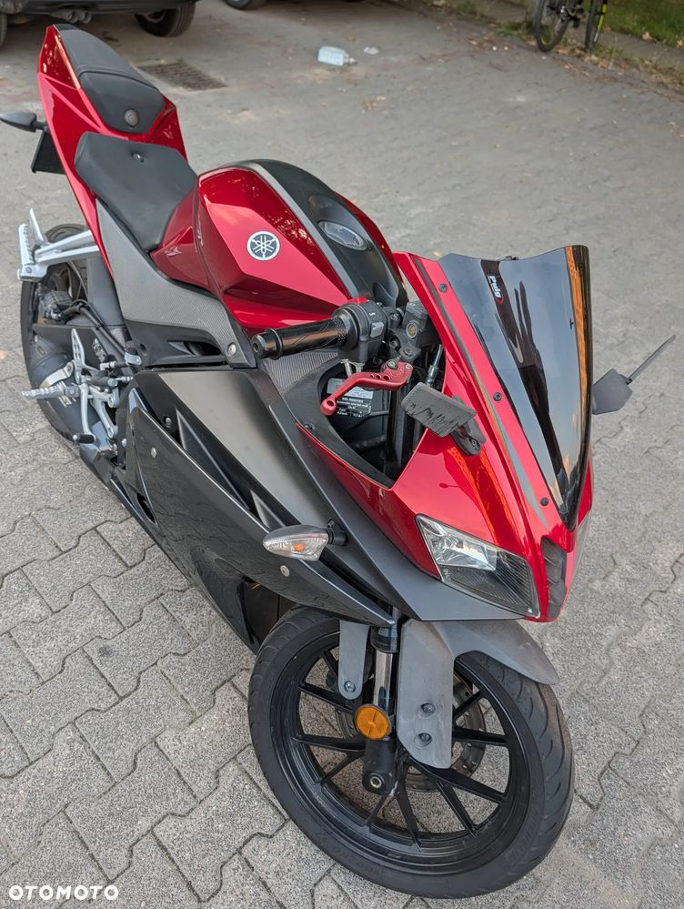 Yamaha YZF - 3