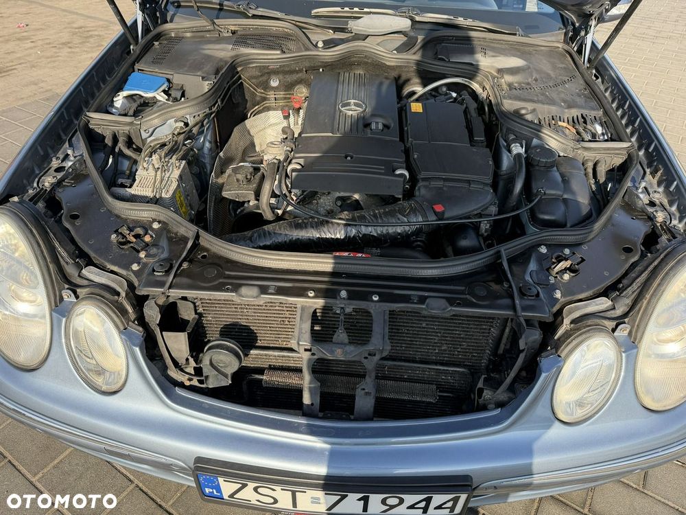Mercedes-Benz Klasa E 200 Kompressor Automatik Elegance - 27
