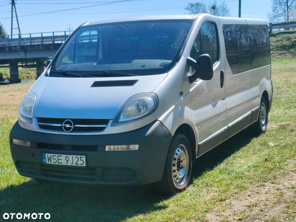 Opel Vivaro - 1