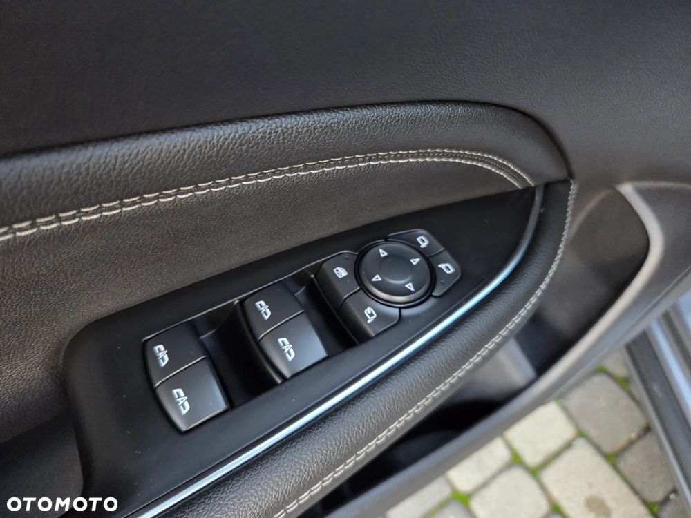 Opel Insignia 2.0 CDTI Innovation S&S - 29