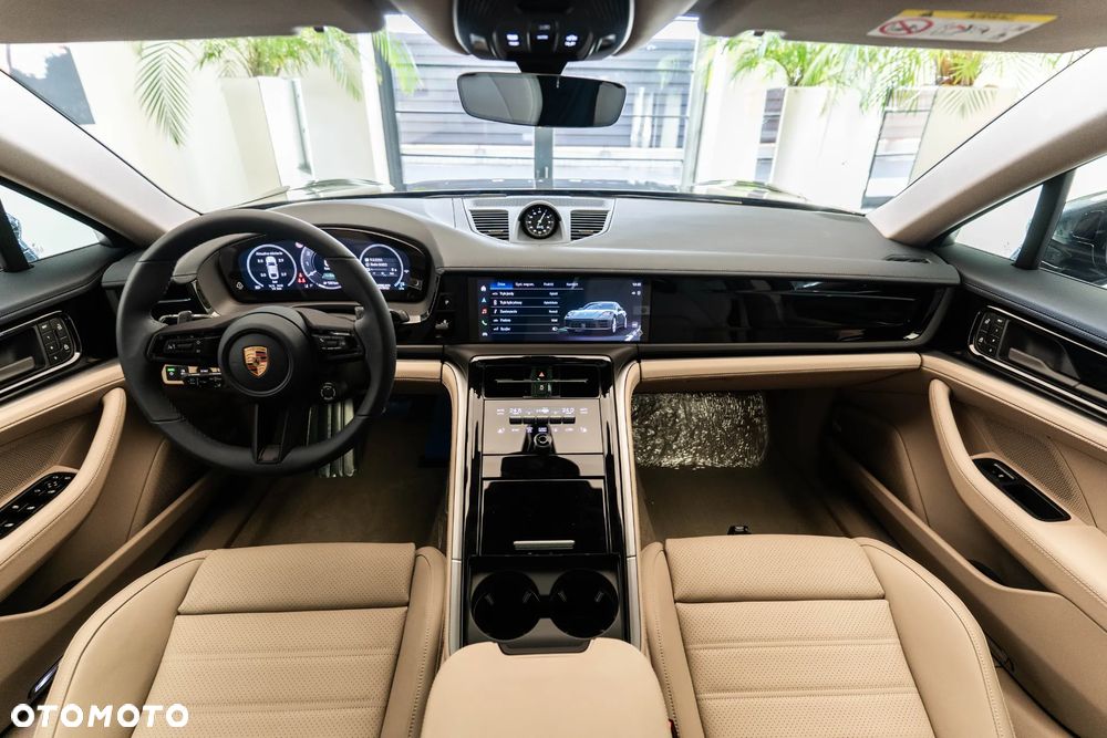 Porsche Panamera 4S E-Hybrid PHEV - 30