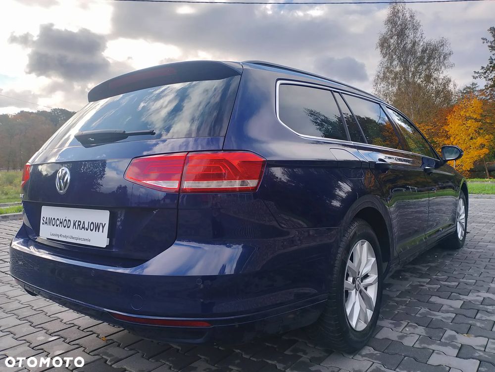 Volkswagen Passat 1.5 TSI EVO Business - 10