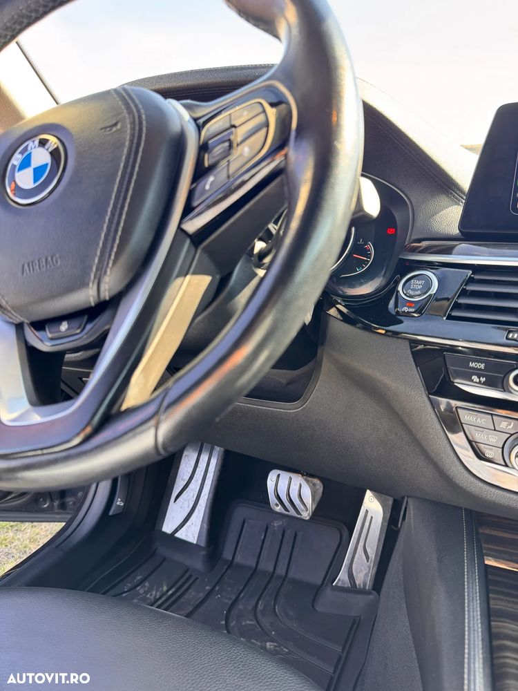 BMW Seria 5 520d xDrive Aut. Luxury Line - 14