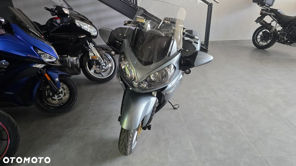 Kawasaki GTR - 20
