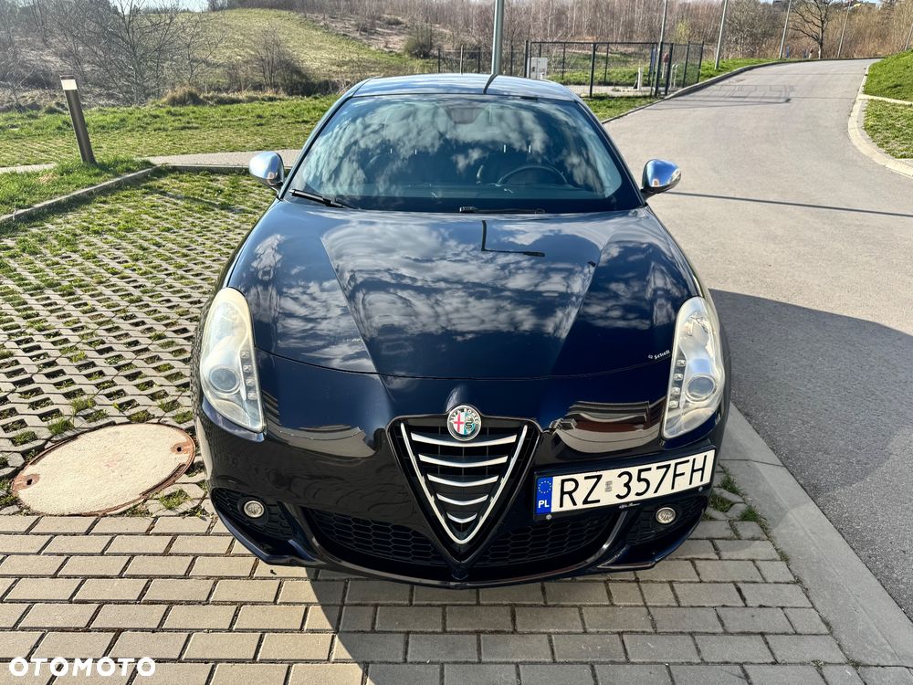 Alfa Romeo Giulietta 1.6 JTDM Distinctive - 8