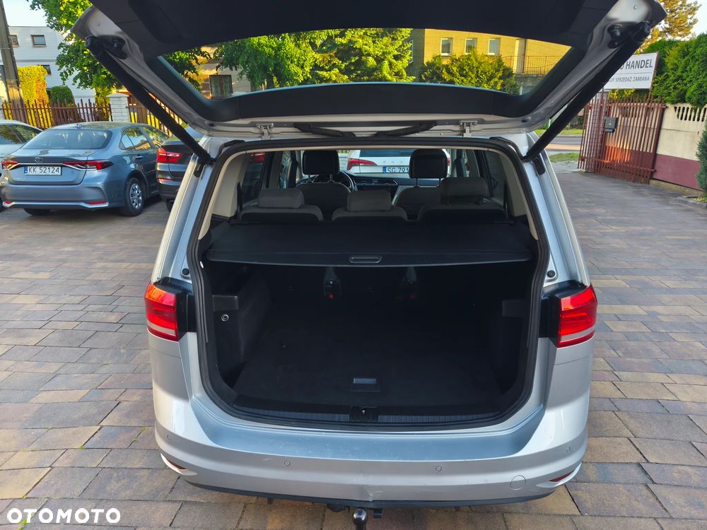 Volkswagen Touran 1.5 TSI EVO Trendline - 7
