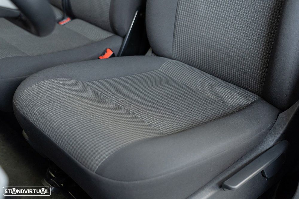 VW Transporter 2.0 TDI Extra AC - 21