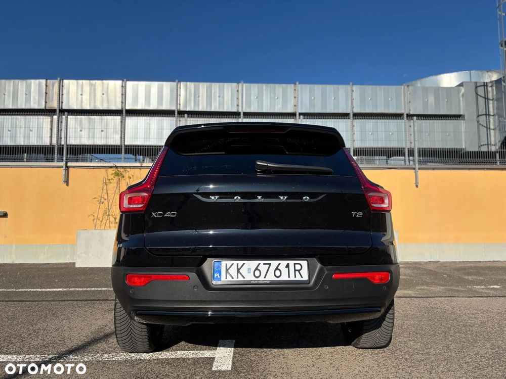 Volvo XC 40 T2 Plus Dark - 9