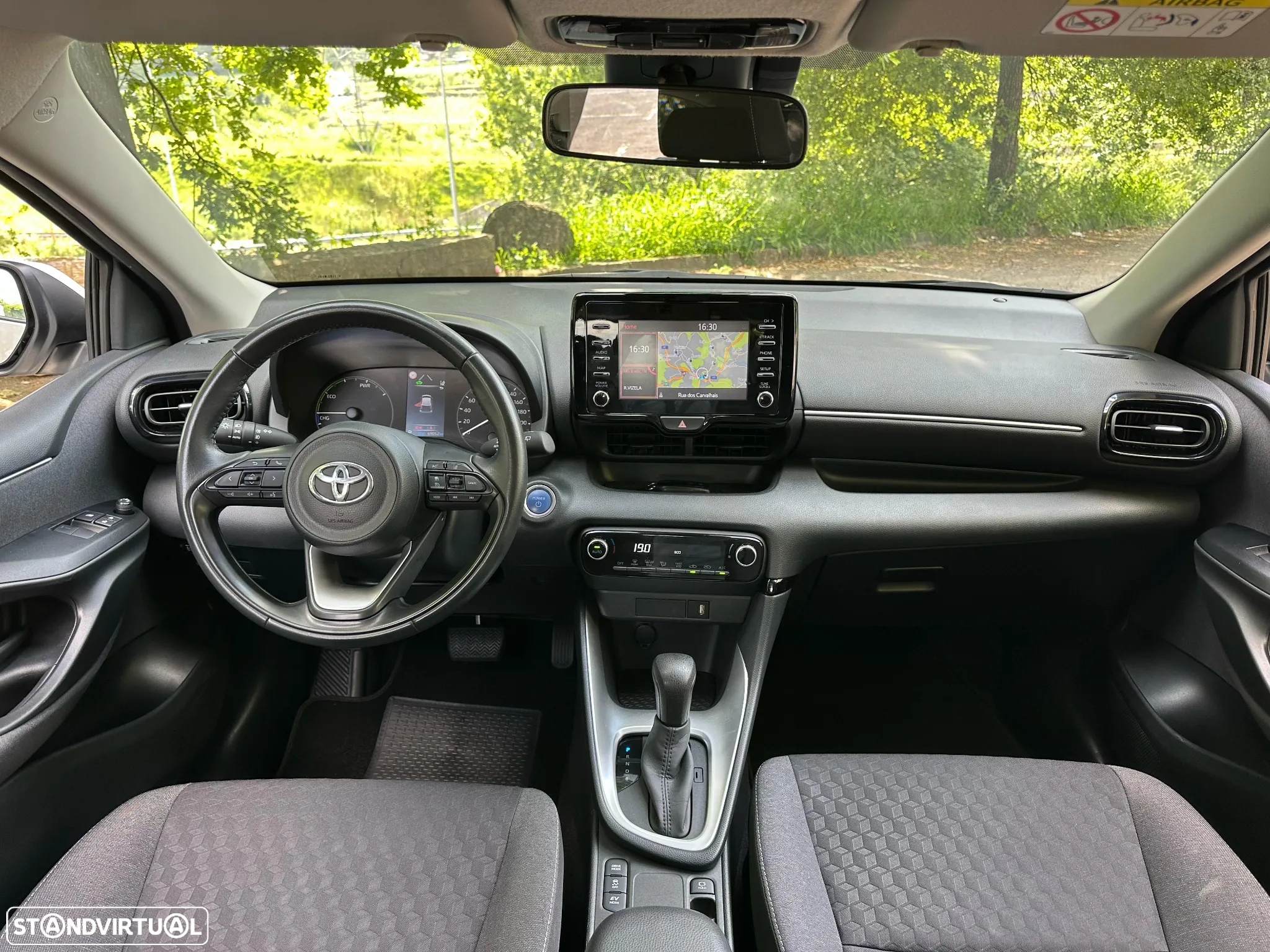 Toyota Yaris 1.5 HDF GR Sport - 10