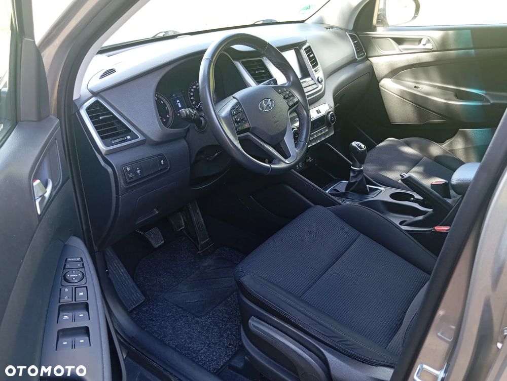 Hyundai Tucson 1.7 CRDI BlueDrive Comfort 2WD - 5