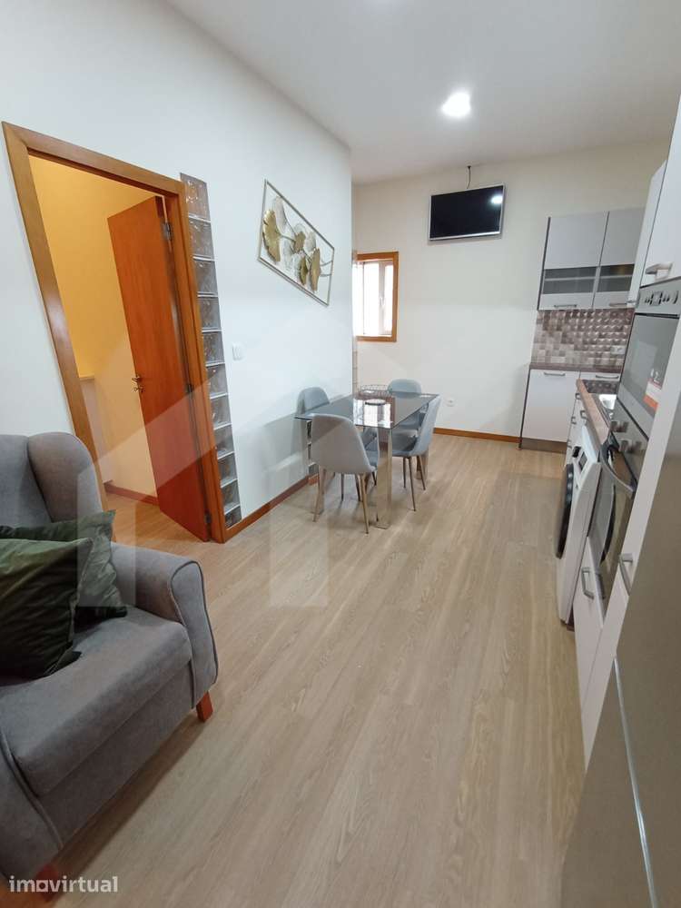 T1 em Vila Nova de Gaia com ar condicionado - Grande imagem: 2/22