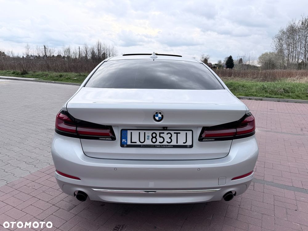 BMW Seria 5 530i xDrive Sport Line - 5
