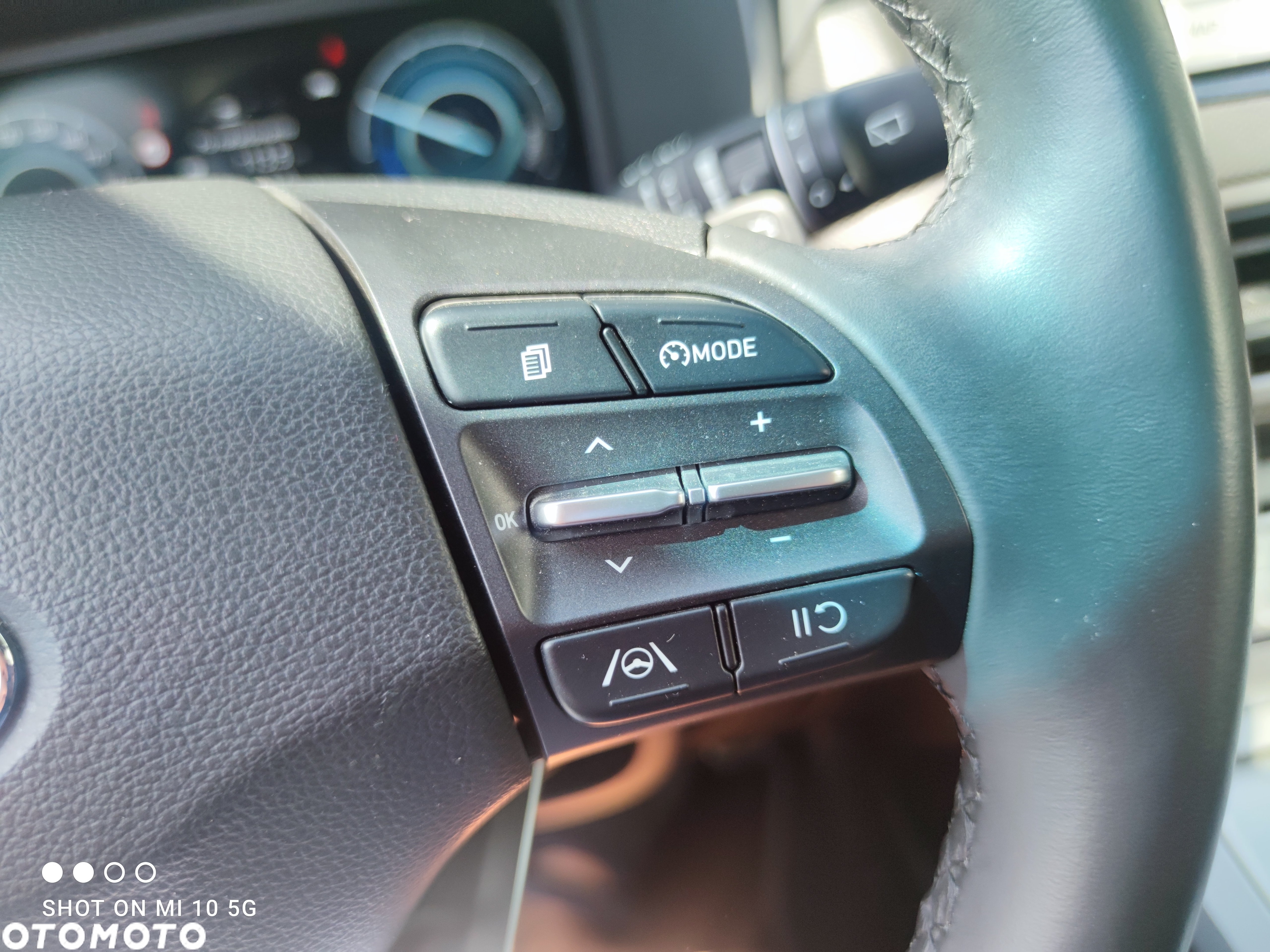 Hyundai Kona Electric 39kWh Premium - 22