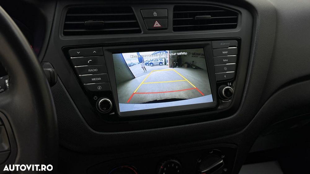 Hyundai i20 - 16